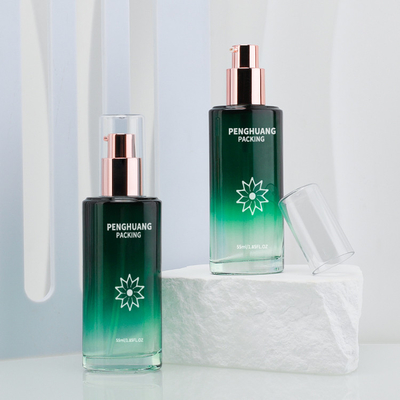 55ml de de Lotionfles van het schoonheidsglas berijpte Groene Verpakking van de Gift Vastgestelde Skincare van de Lotion de Kosmetische Fles