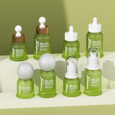 Essentiële olie serumfles met hot stamping bedrukking die een stijlvolle cosmetische verpakking en aantrekkingskracht voor huidverzorgingsproducten biedt