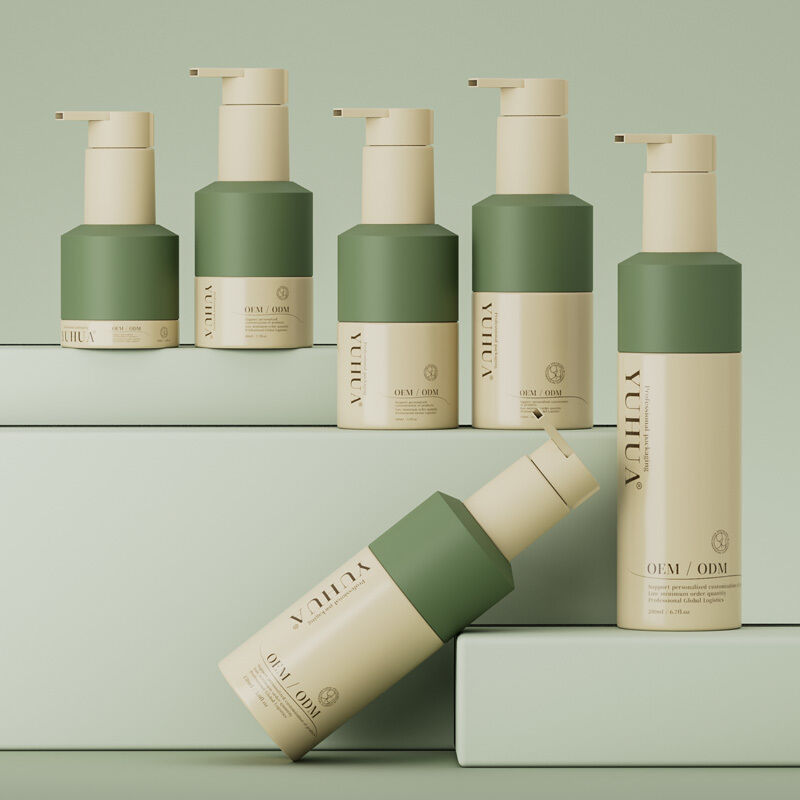 Compacte en plastic sprayfles, perfect voor cosmetische lotions, crèmes, haarserums en oliën met een veilige schroefdopsluiting