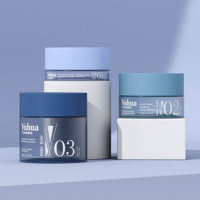 Aanpasbare plastic verpakkingsflessen ontworpen voor cosmetische toner lotion serum containers met duurzaam plastic en logo aanpassing