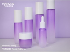 De vrije kruik van de Steekproef50ml plastic room met deksel